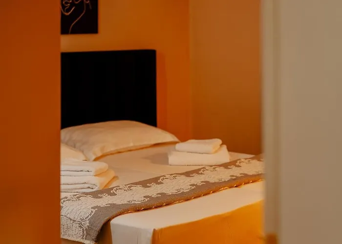 Gevin's * تيرانا